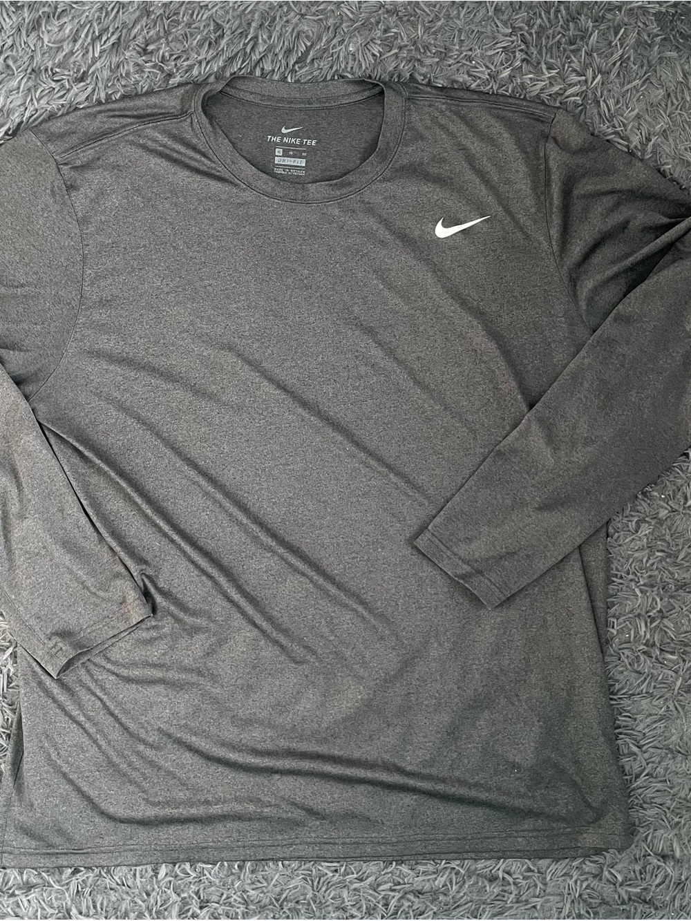 Men Size XL Nike DRI-Fit Workout Performance Long Sleeve T-Shirt Gray